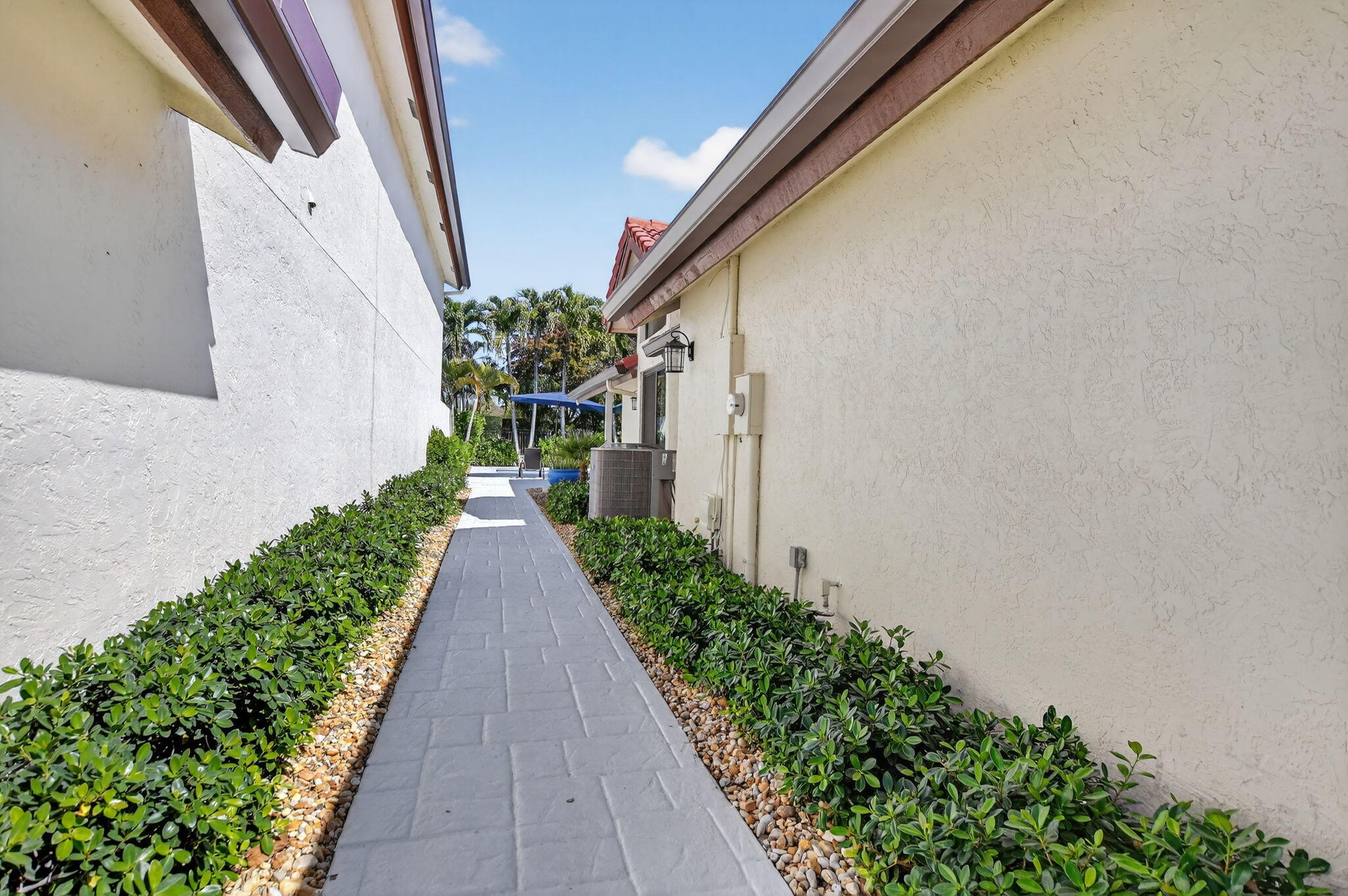 21634 Club Villa Terrace