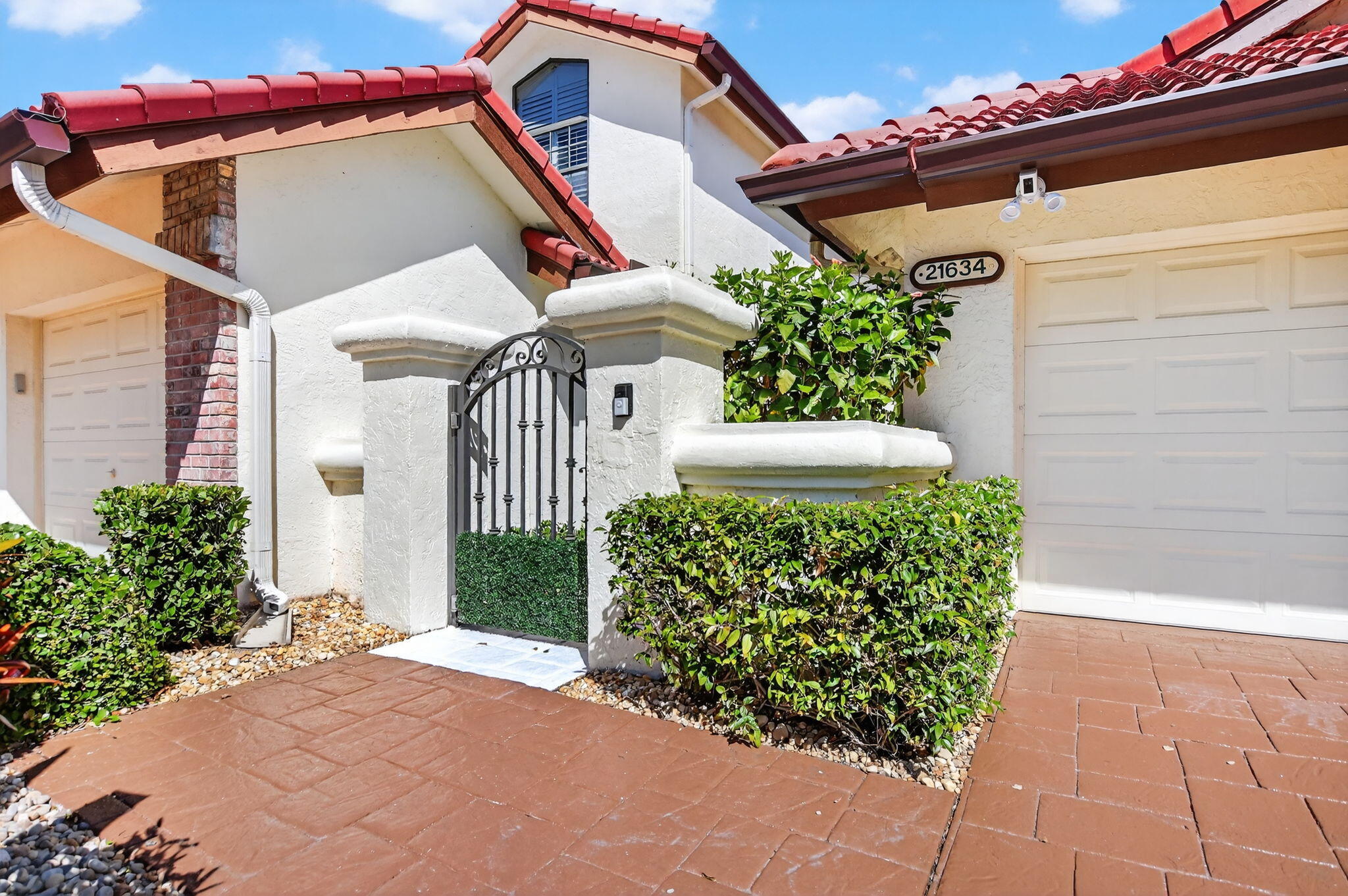 21634 Club Villa Terrace