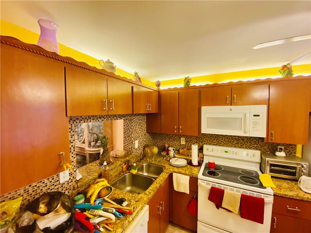 LAS VISTAS - Residential