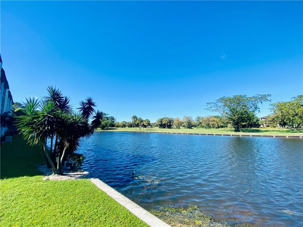 LAS VISTAS - Residential