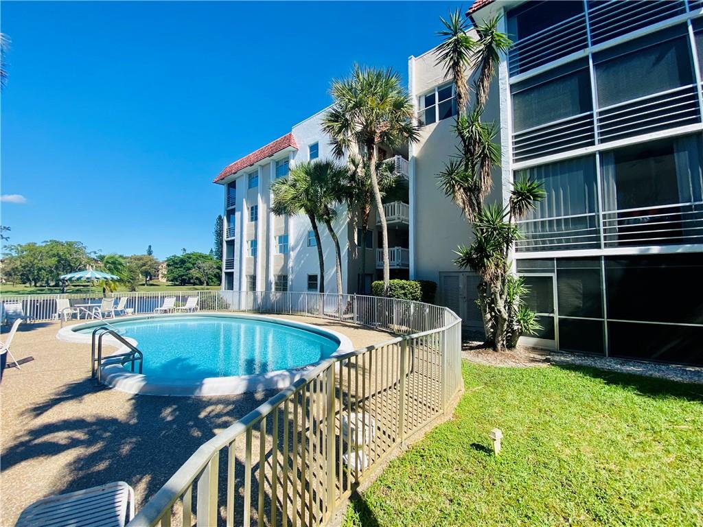 LAS VISTAS - Residential
