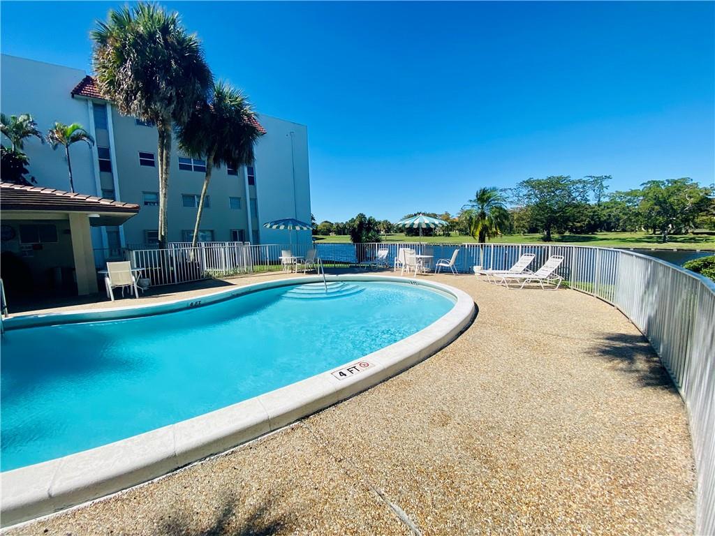 LAS VISTAS - Residential