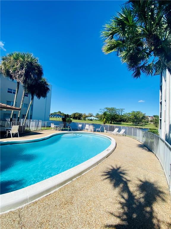 LAS VISTAS - Residential
