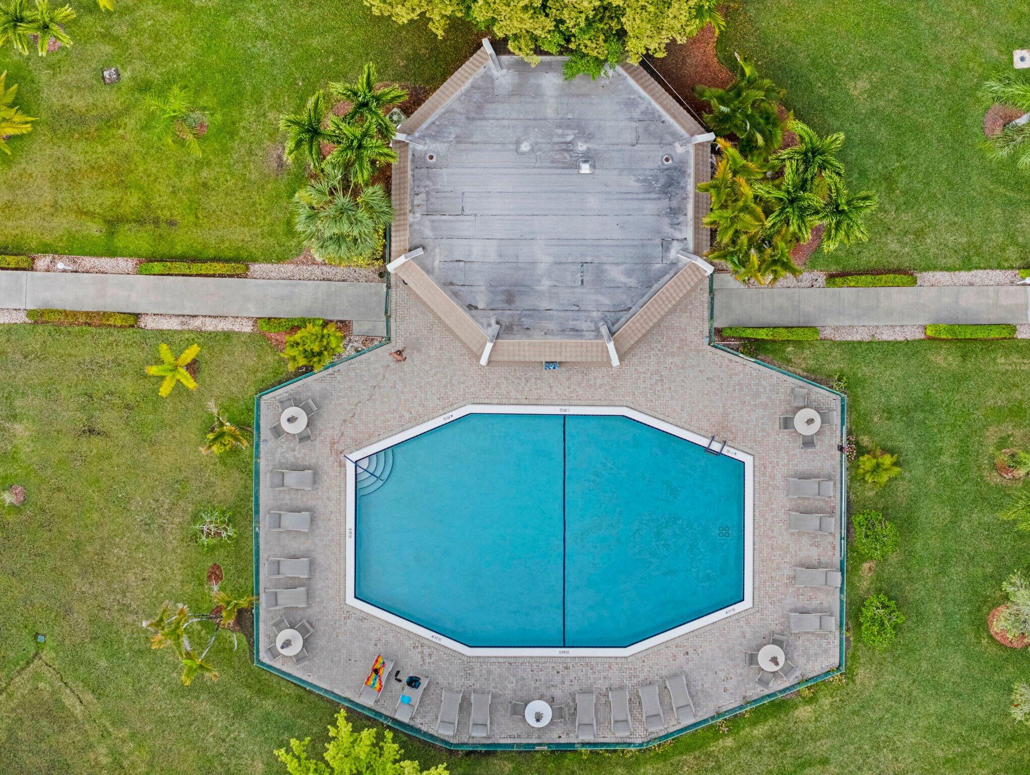 ROYAL PARK GARDENS III-F CONDO - Residential