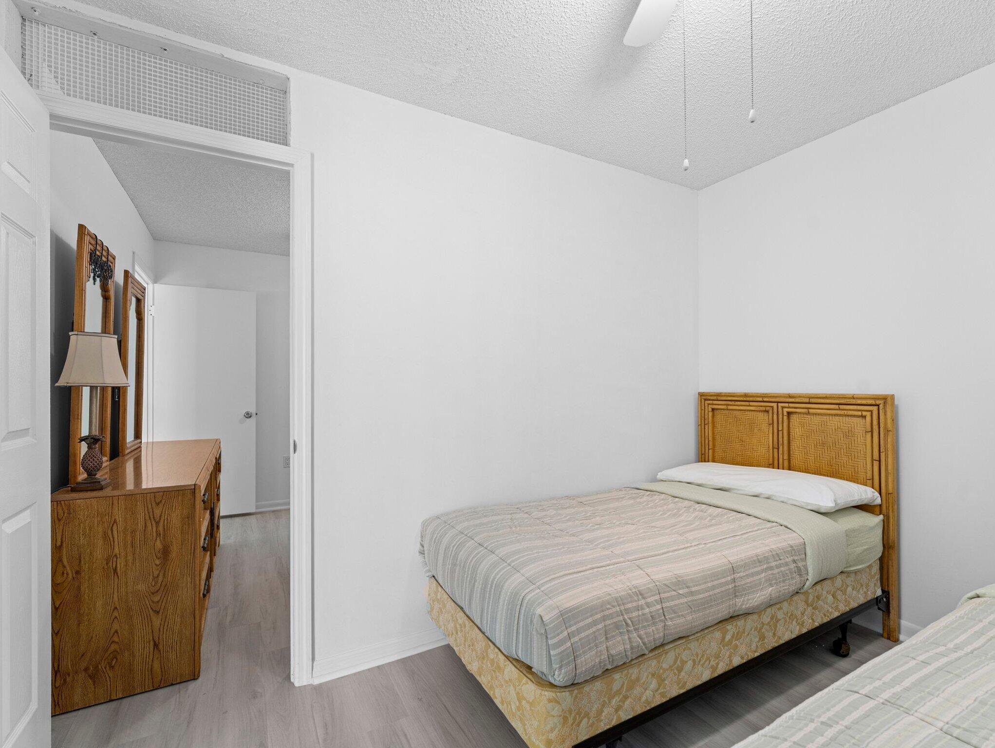 ROYAL PARK GARDENS III-F CONDO - Residential