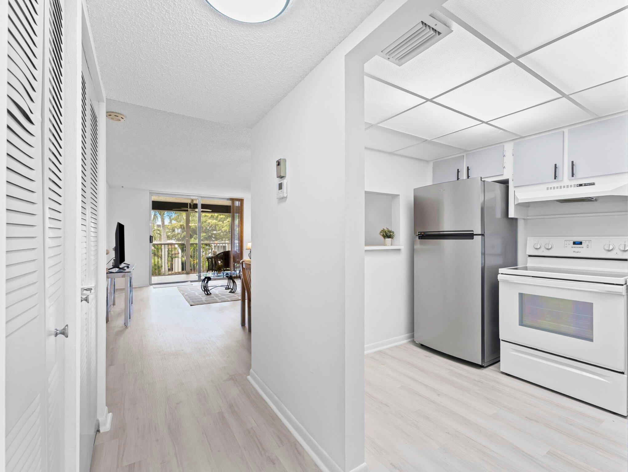 ROYAL PARK GARDENS III-F CONDO - Residential