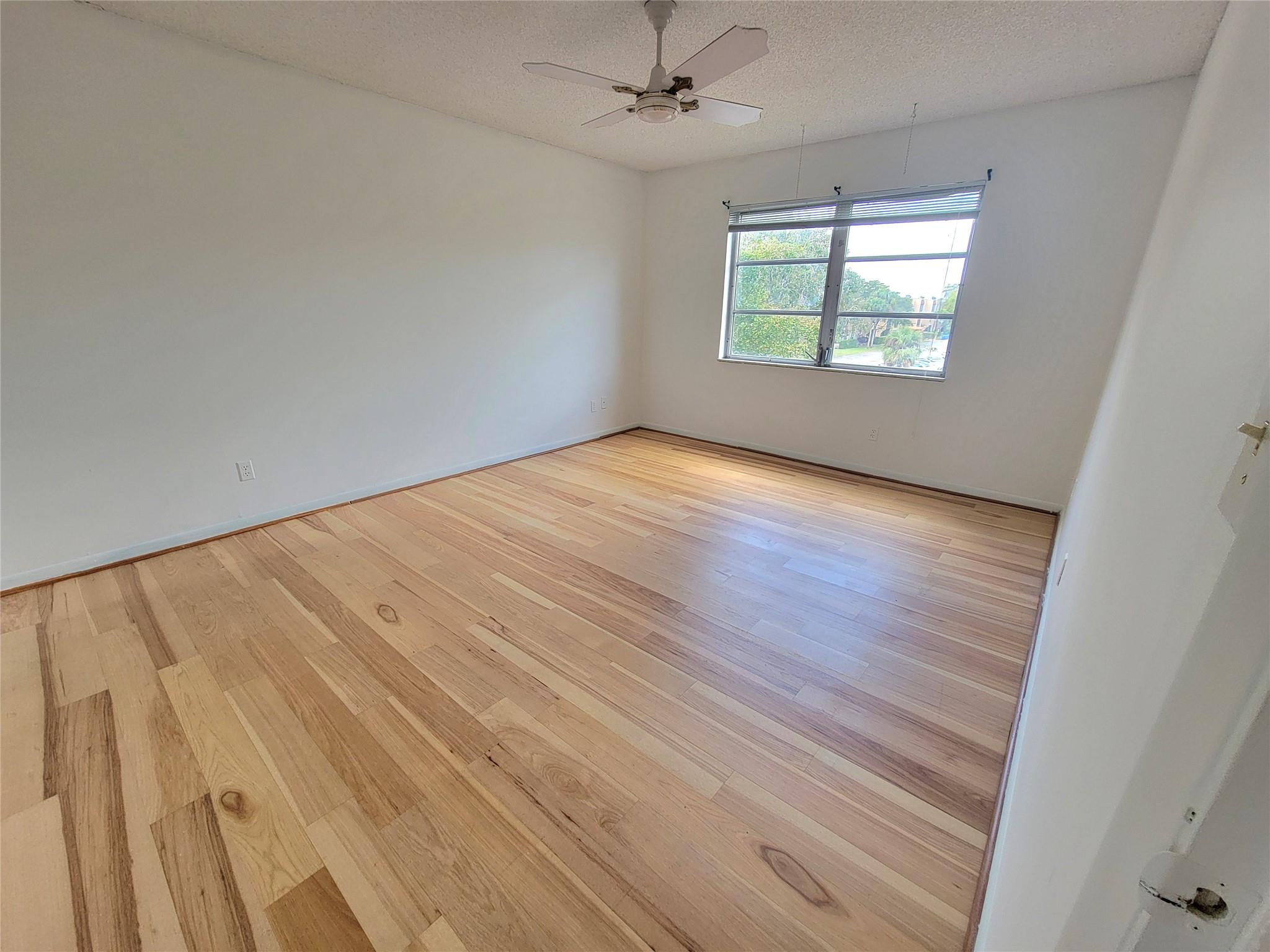 Oakbrook Village - Residential