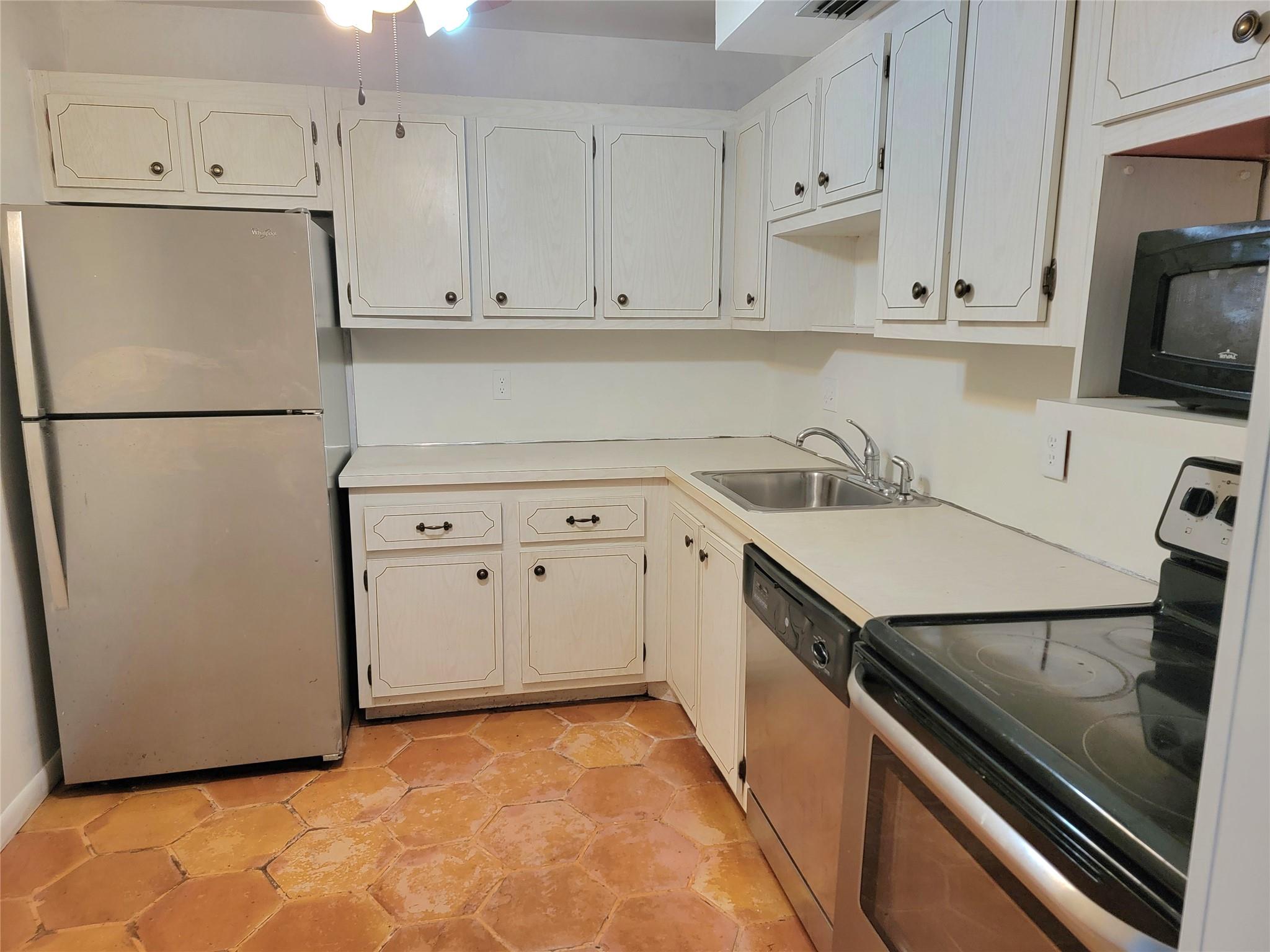 Oakbrook Village - Residential