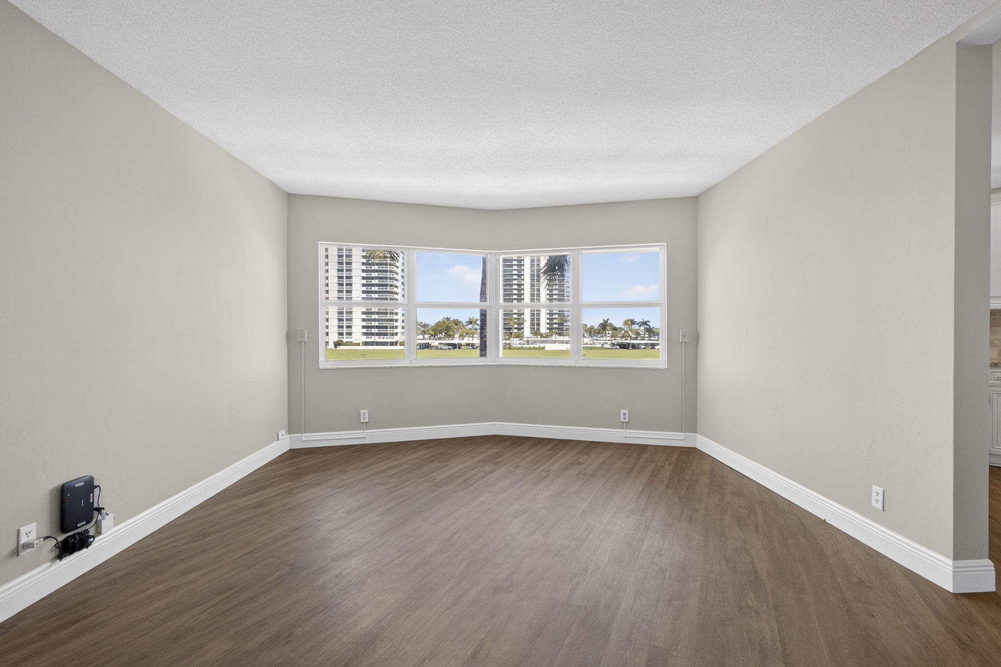 28 Yacht Club Drive 309