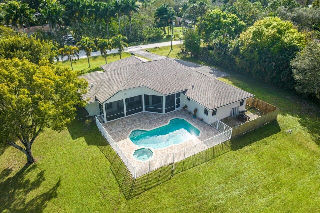 Photo of 16033 E Burns Drive, Loxahatchee, FL 33470 (MLS # R10958279)