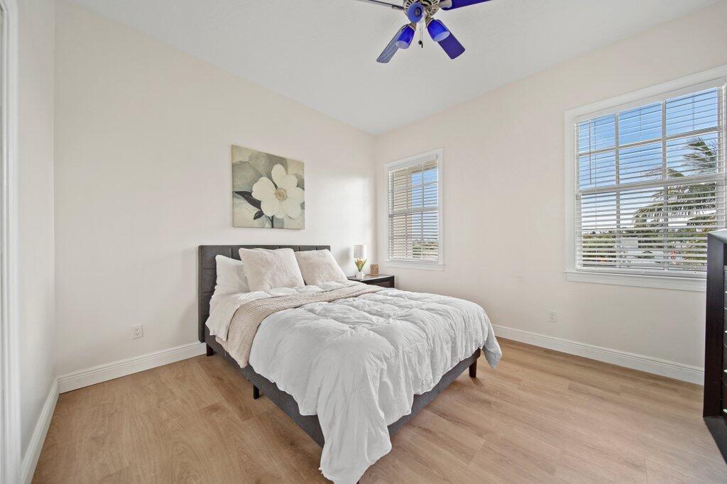 SEAGATE HARBOR - Residential