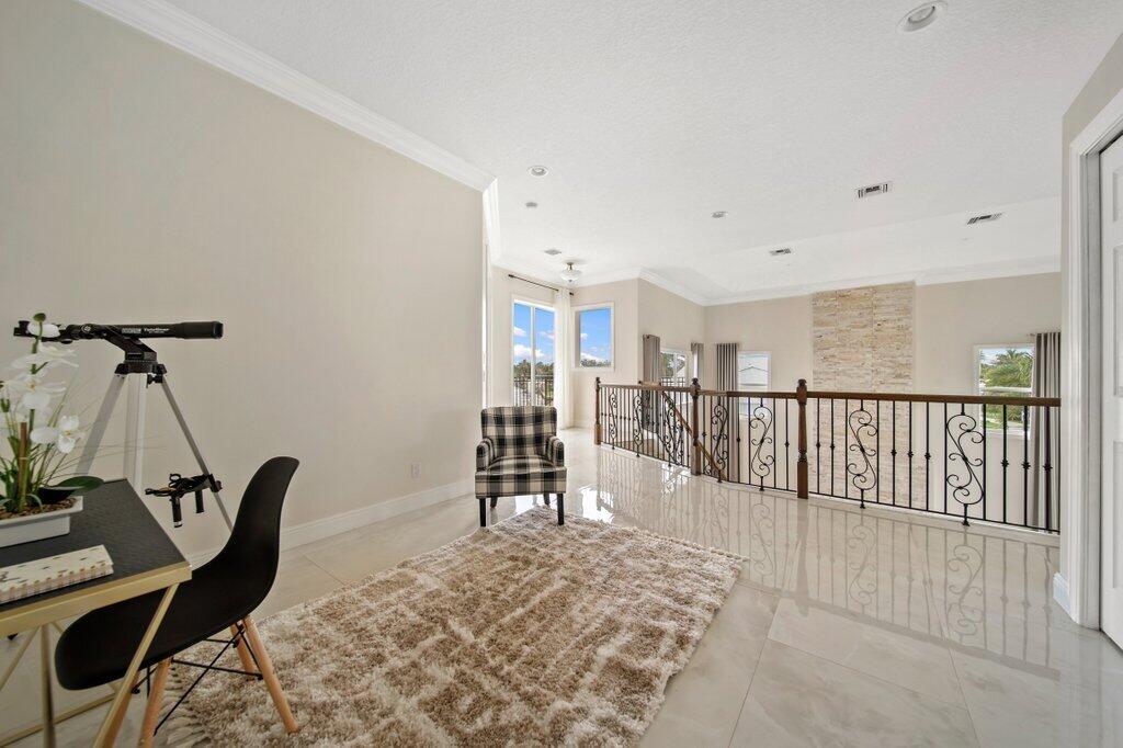 SEAGATE HARBOR - Residential