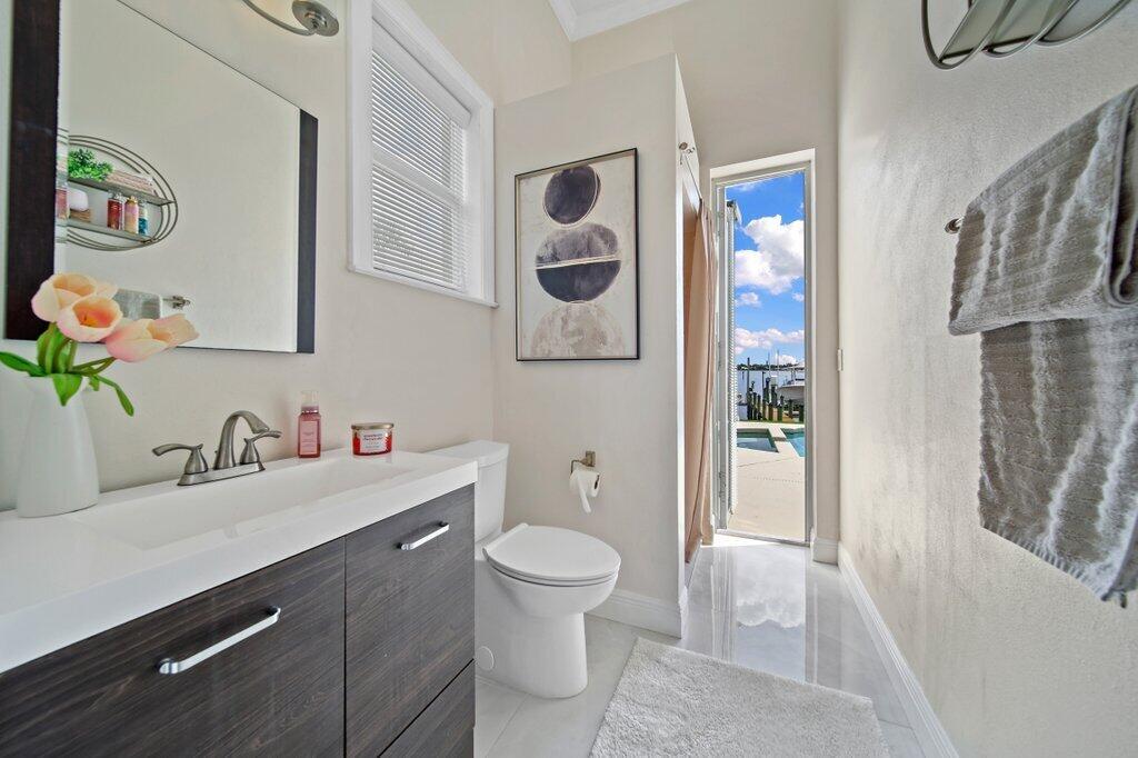 SEAGATE HARBOR - Residential