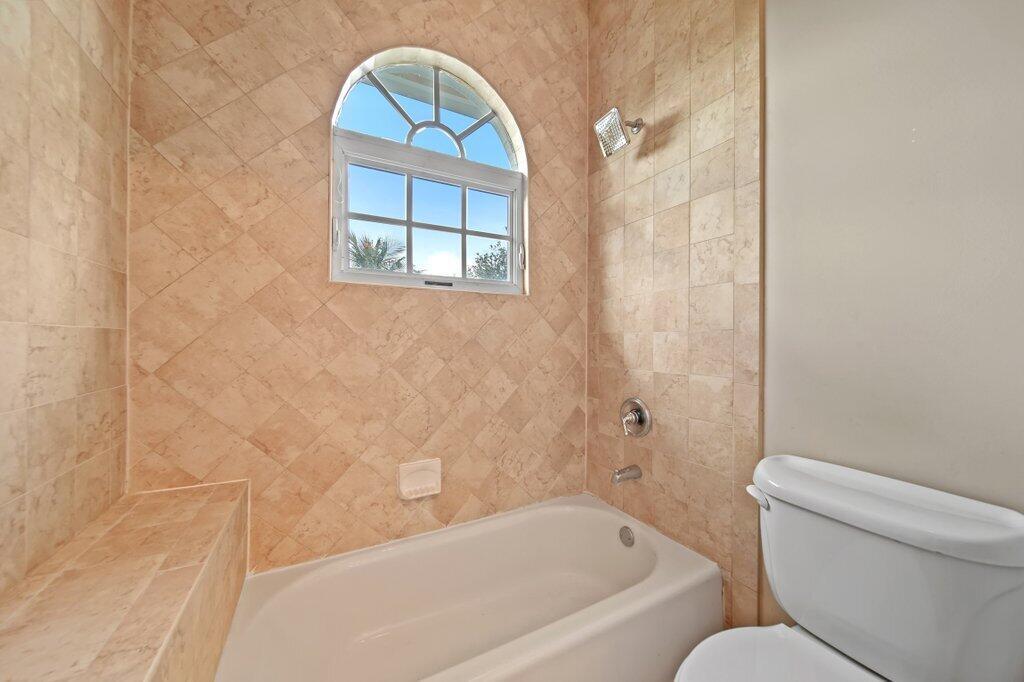 SEAGATE HARBOR - Residential