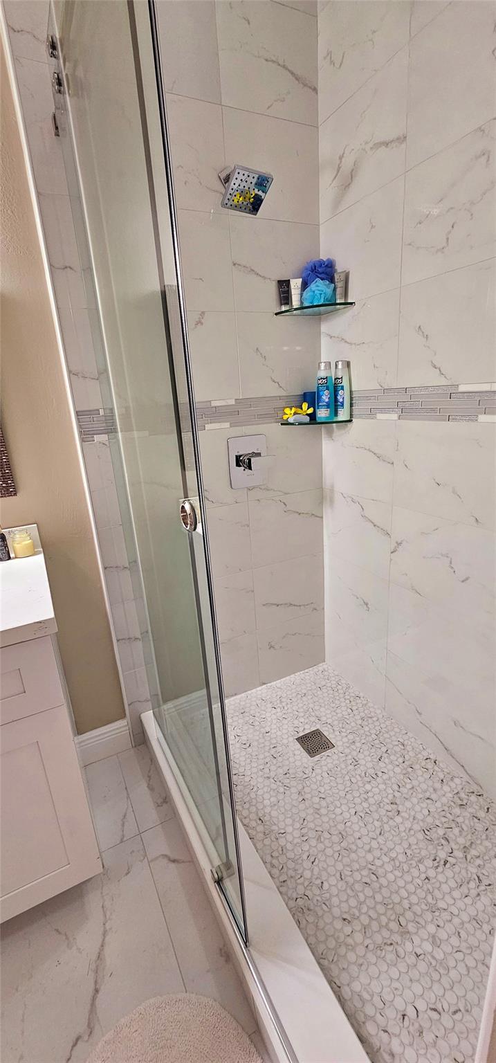 REFLECTIONS AT PEMBROKE P - Residential Lease