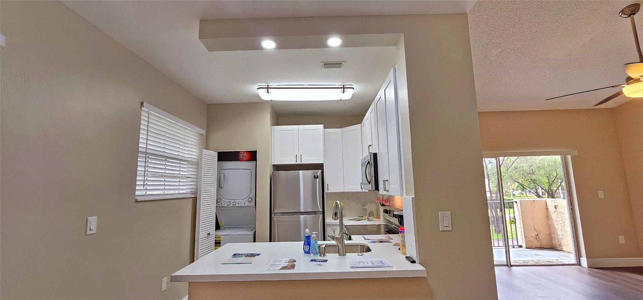 REFLECTIONS AT PEMBROKE P - Residential Lease