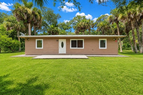 Property photo of 6868 E Center Street, Okeechobee, FL 34974