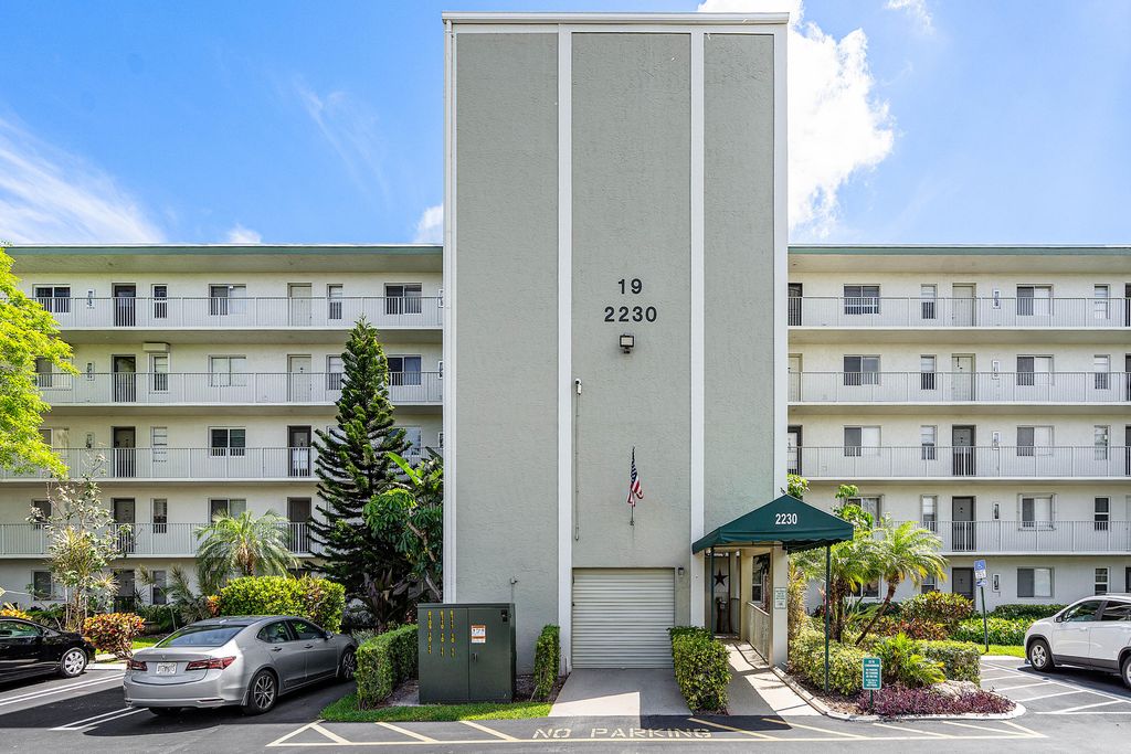 Photo of 2230 N Cypress Bend Drive #405, Pompano Beach, FL 33069 (MLS # R11076041)
