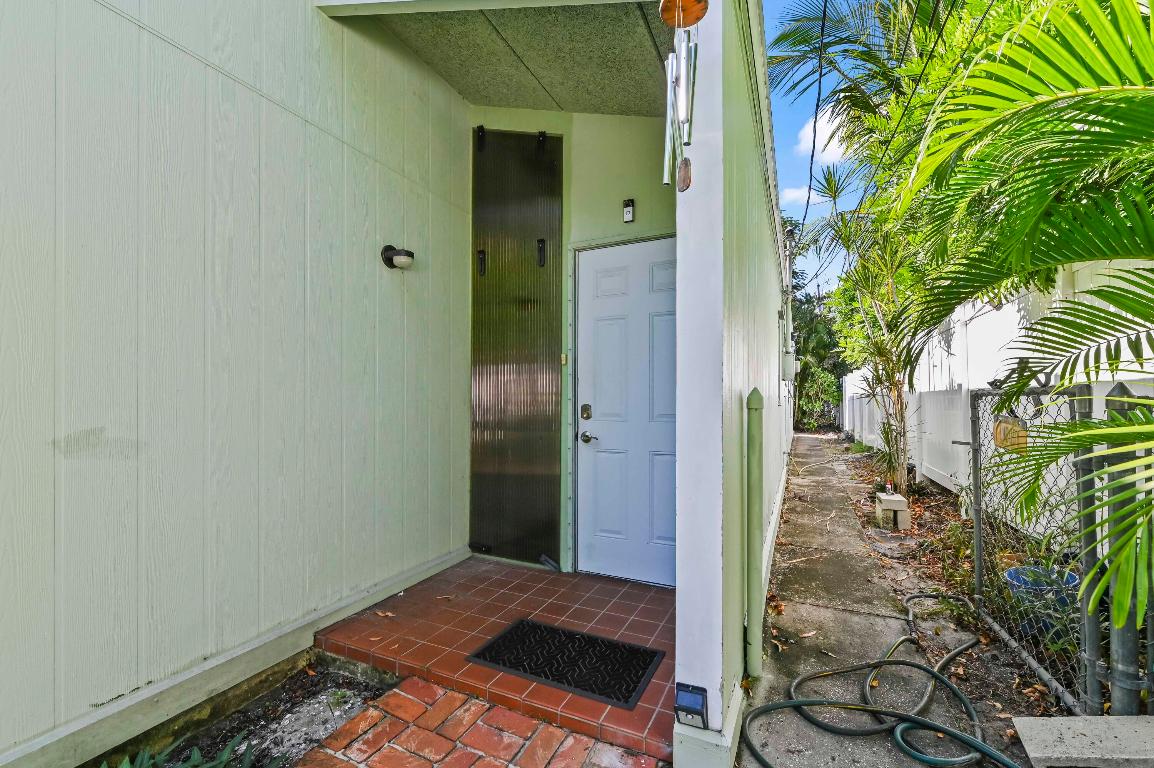 2509 N Federal Highway