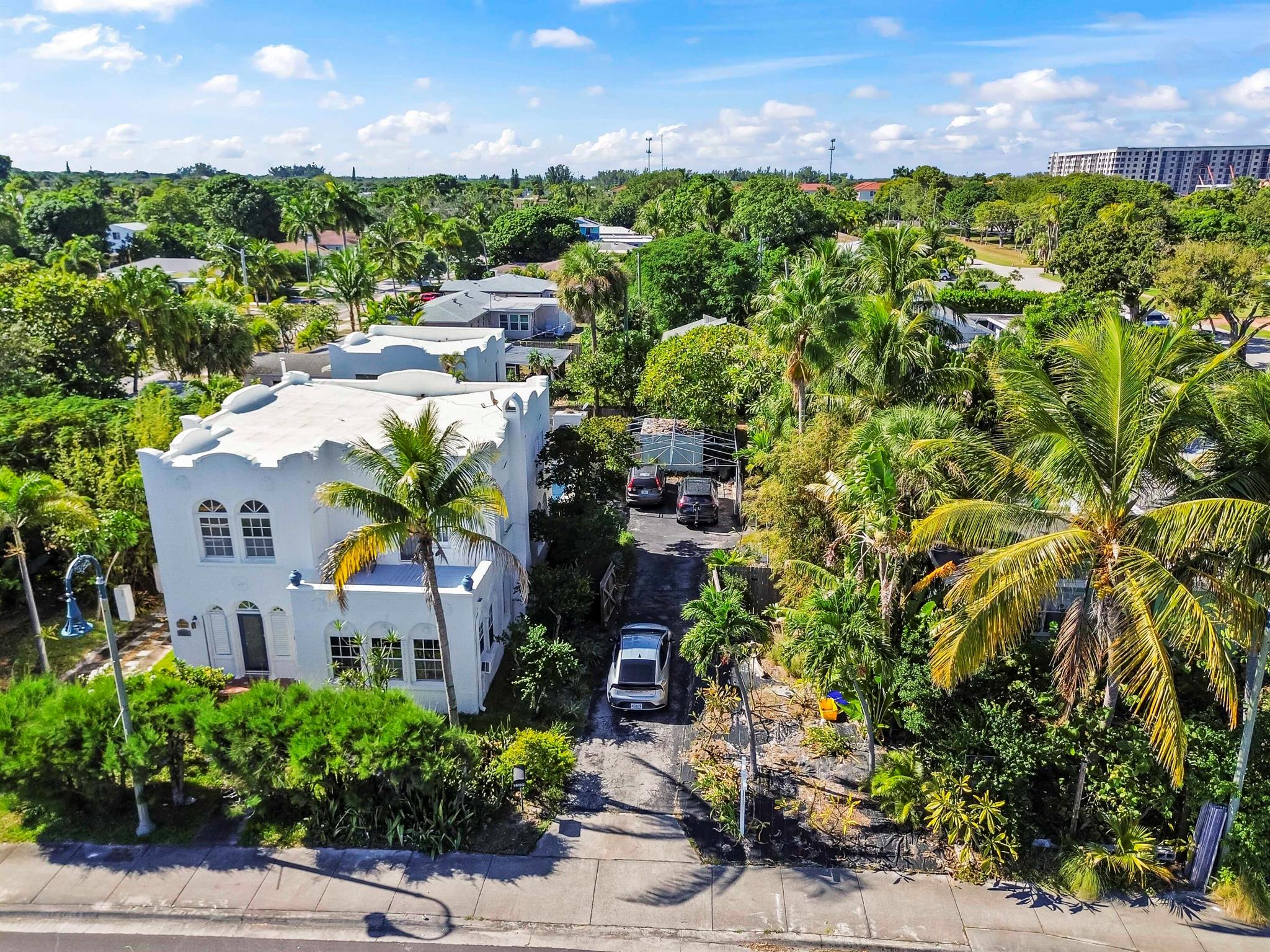 COLLEGE PARK - Residential