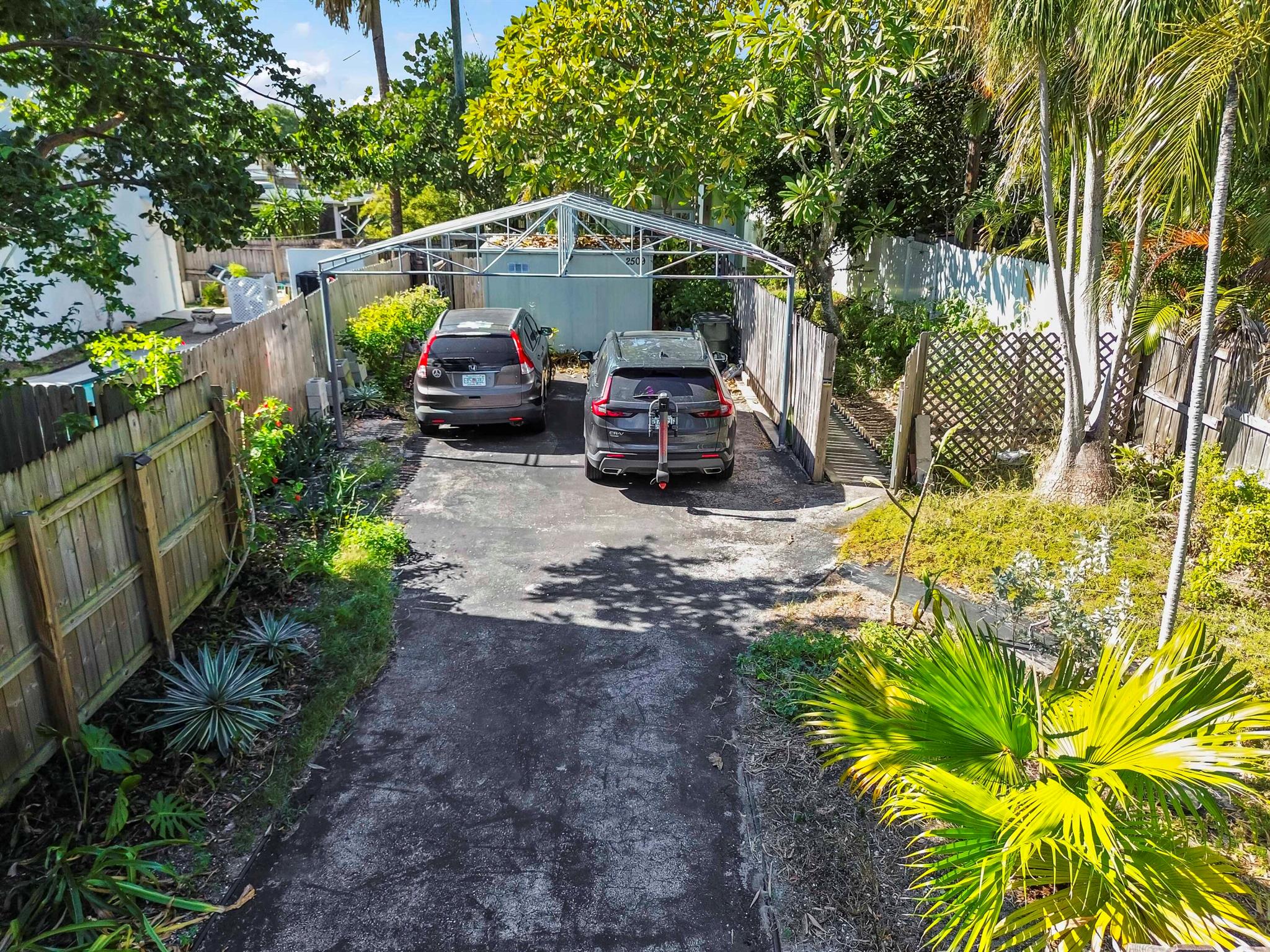 COLLEGE PARK - Residential