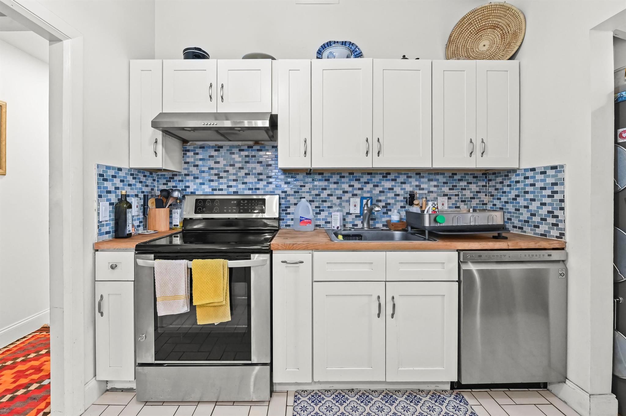 COLLEGE PARK - Residential