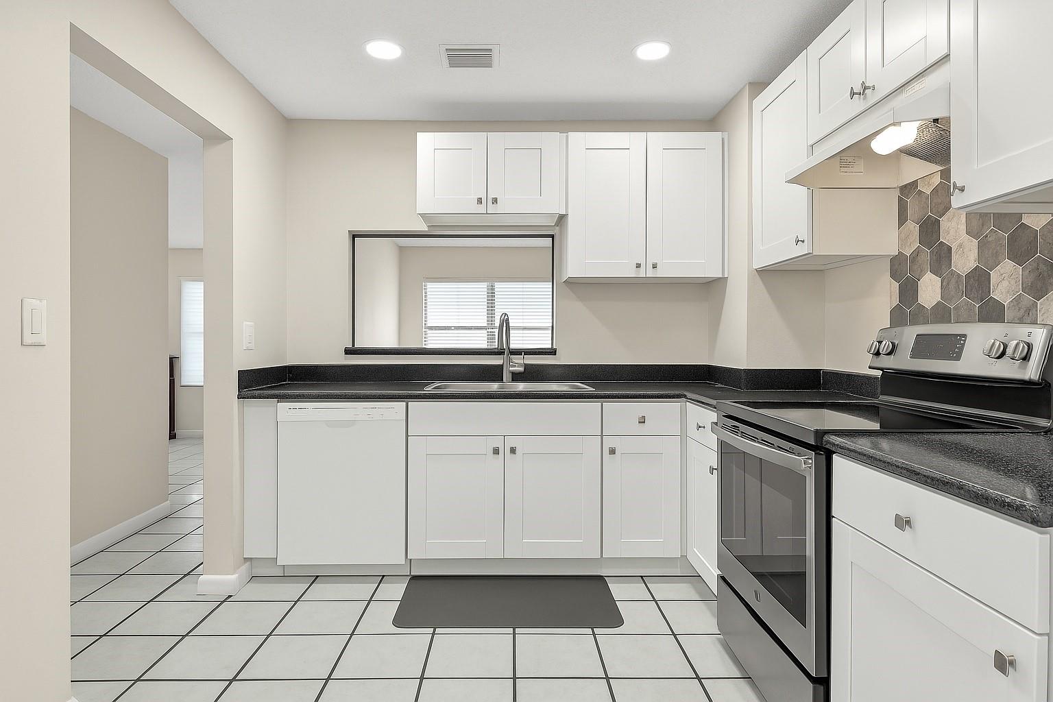 Castlewood 71-37 B - Residential Income