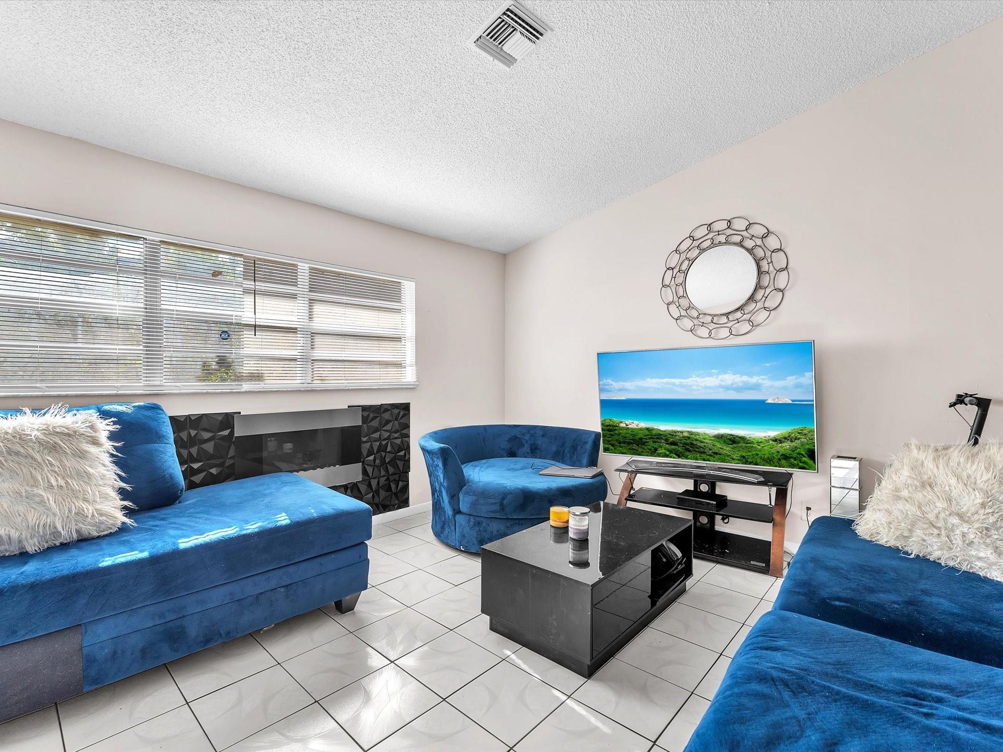 Castlewood 71-37 B - Residential Income