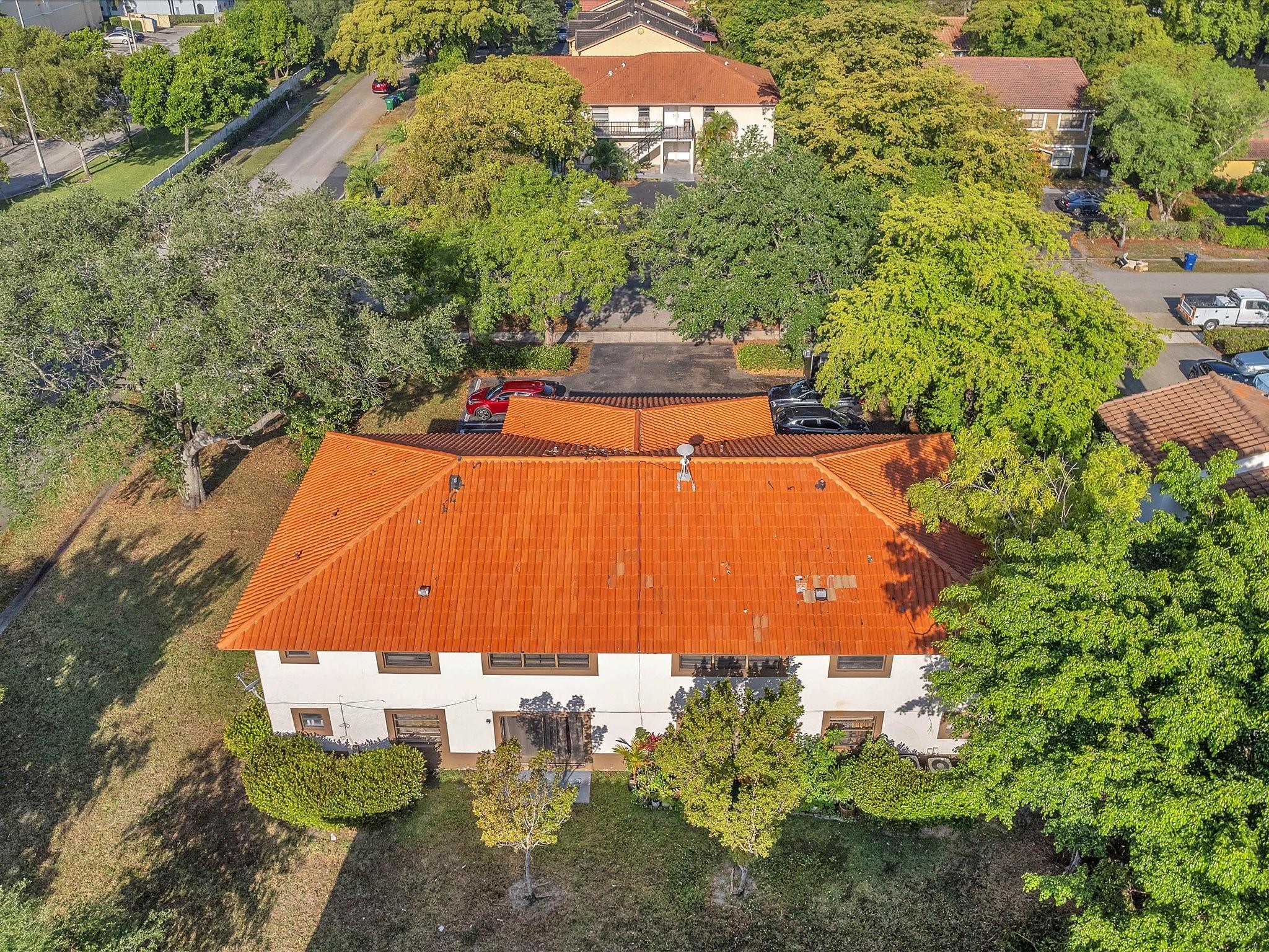 Castlewood 71-37 B - Residential Income