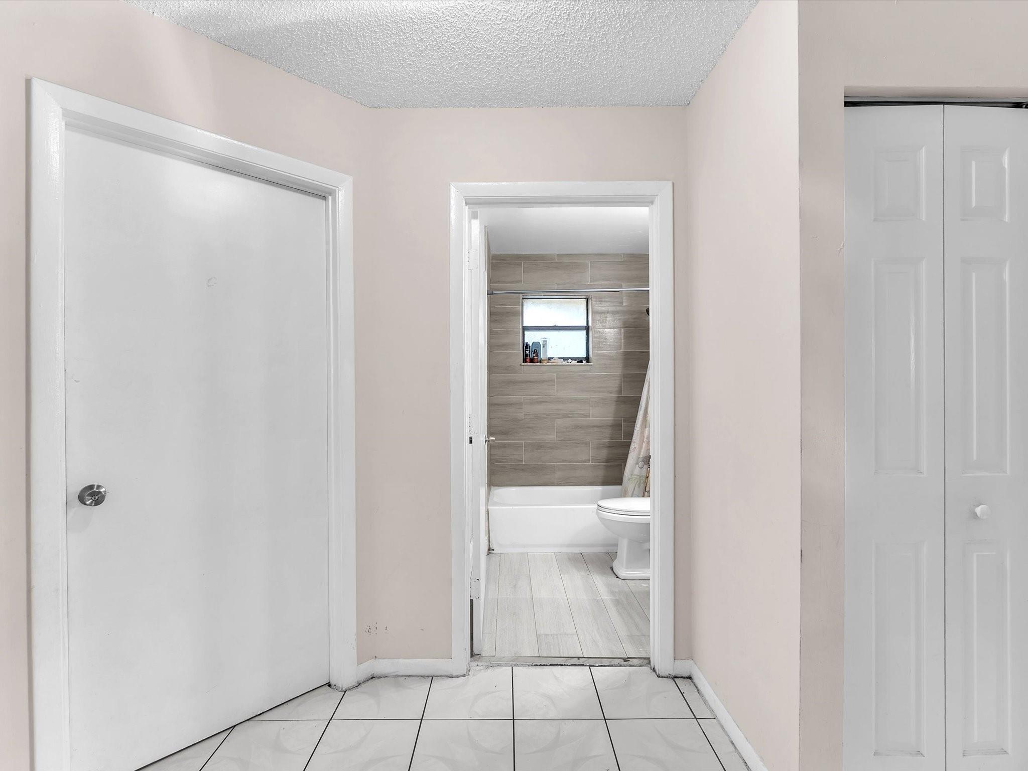 Castlewood 71-37 B - Residential Income