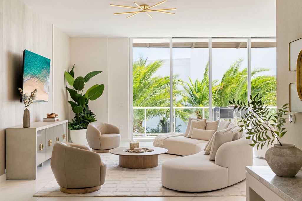 Photo of 220 SE Mizner Boulevard #Ph907, Boca Raton, FL 33432 (MLS # R11164374)