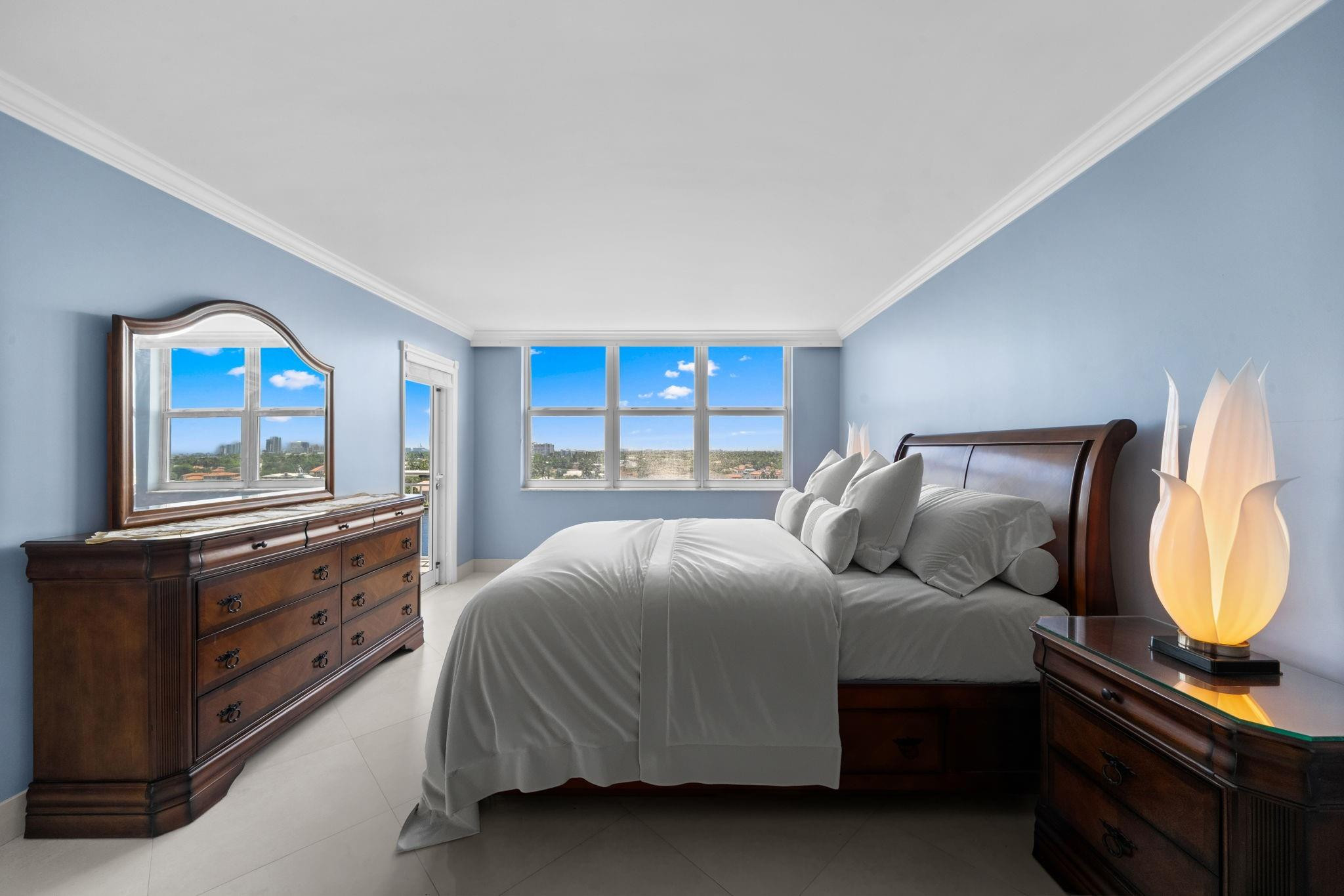 BAYSHORE TOWERS - Residential Lease