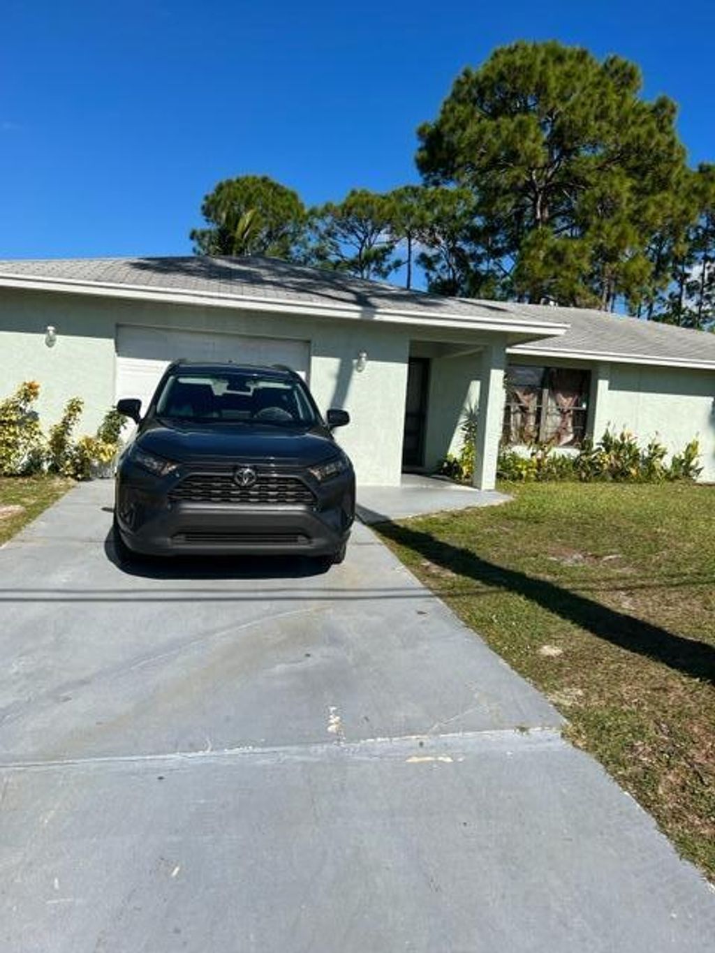 Photo of 633 NW Archer Avenue, Port Saint Lucie, FL 34983 (MLS # R10762286)