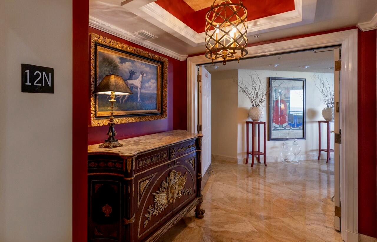 ALTAMIRA AT N HUTCHINSON - Residential