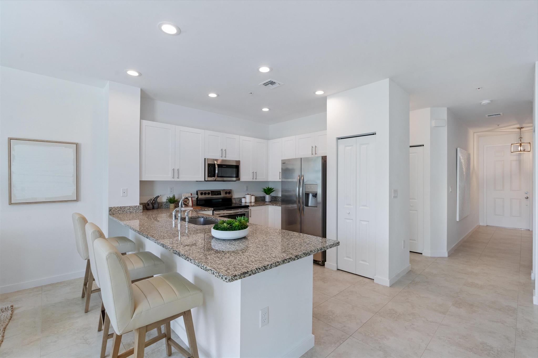 HERITAGE ENCLAVE - Residential Lease