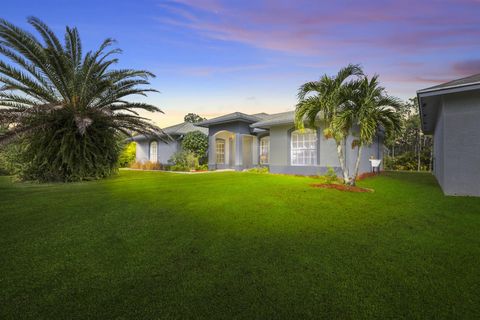 A home in Loxahatchee