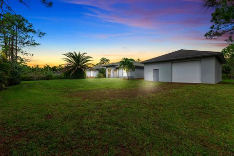 A home in Loxahatchee