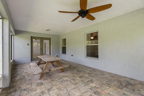 A home in Loxahatchee