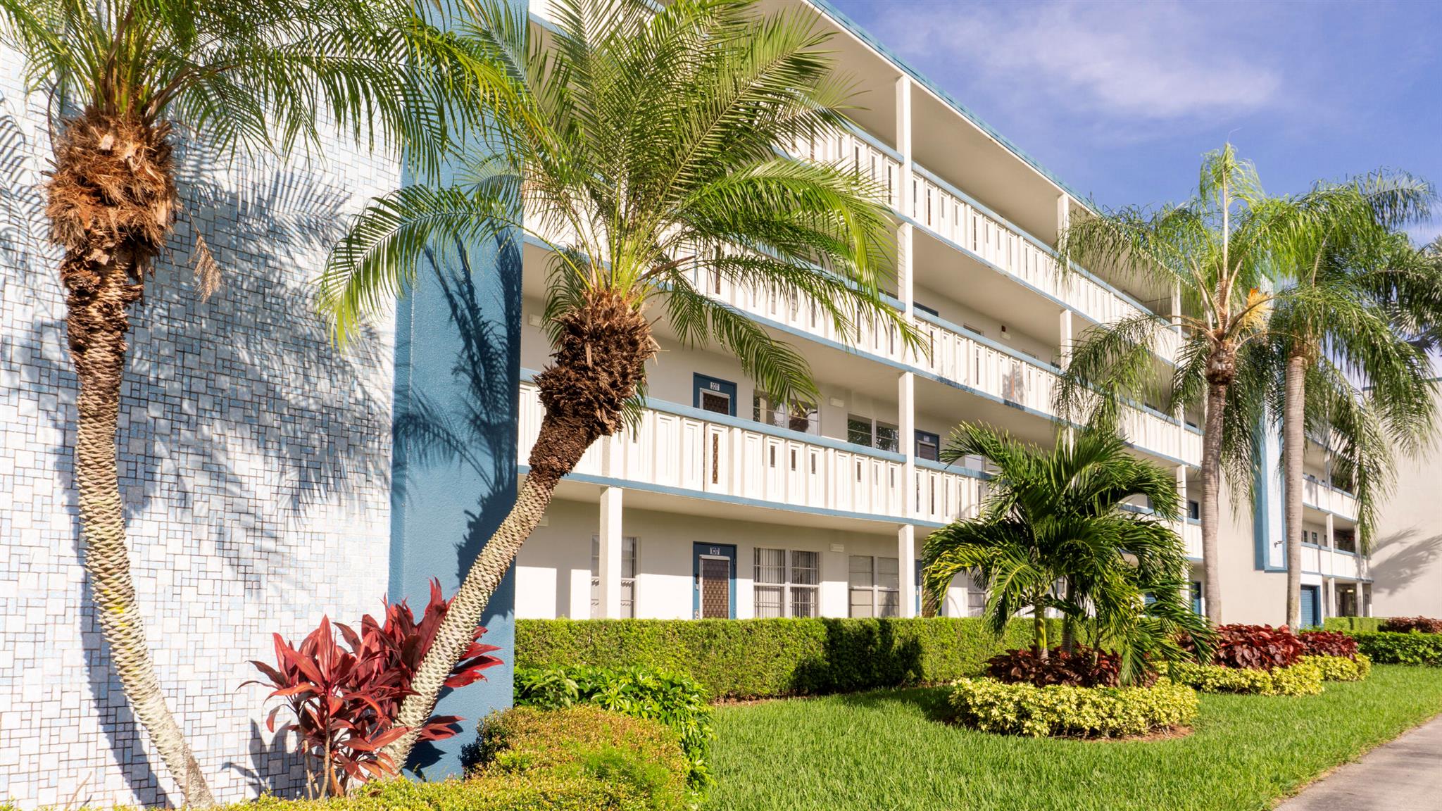 LINCOLN AT CENTURY VILLAG - Residential Lease