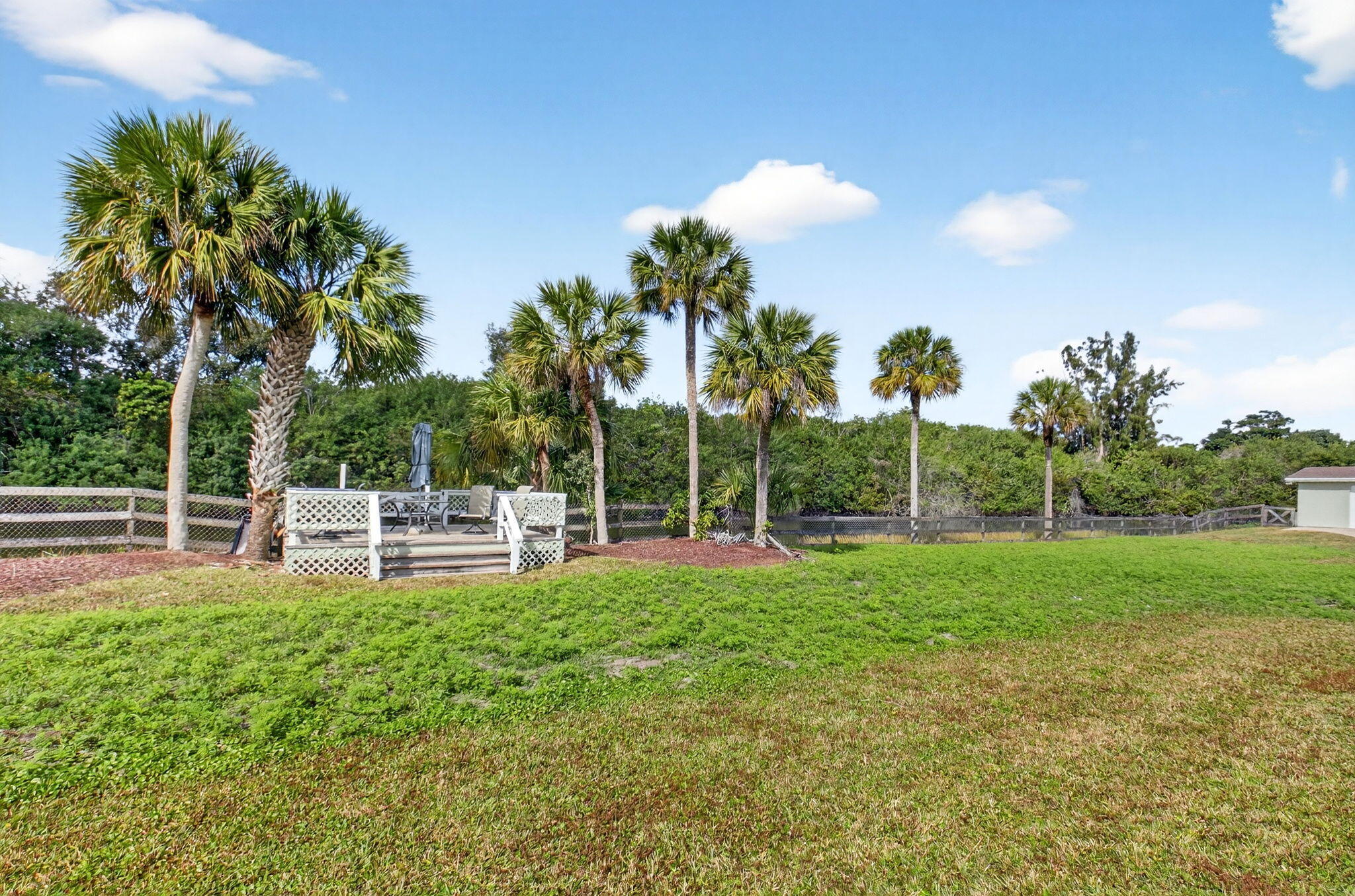 Tierra Del Rey - Residential Lease