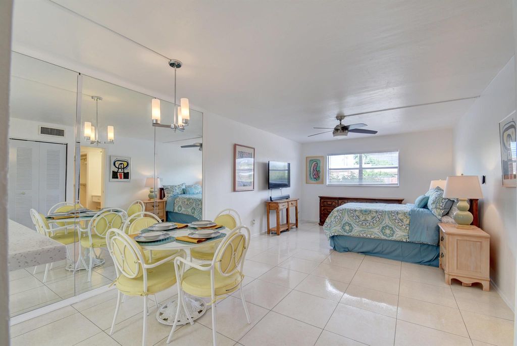 Photo of 550 SW 2nd Avenue #125, Boca Raton, FL 33432 (MLS # R11099303)