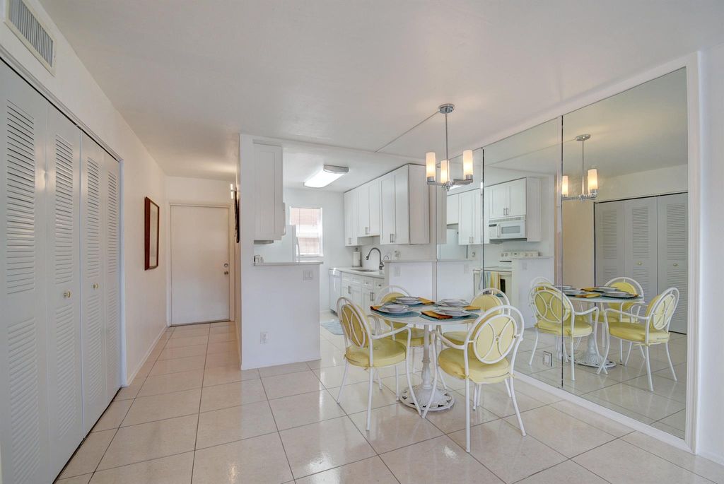 Photo of 550 SW 2nd Avenue #125, Boca Raton, FL 33432 (MLS # R11099303)