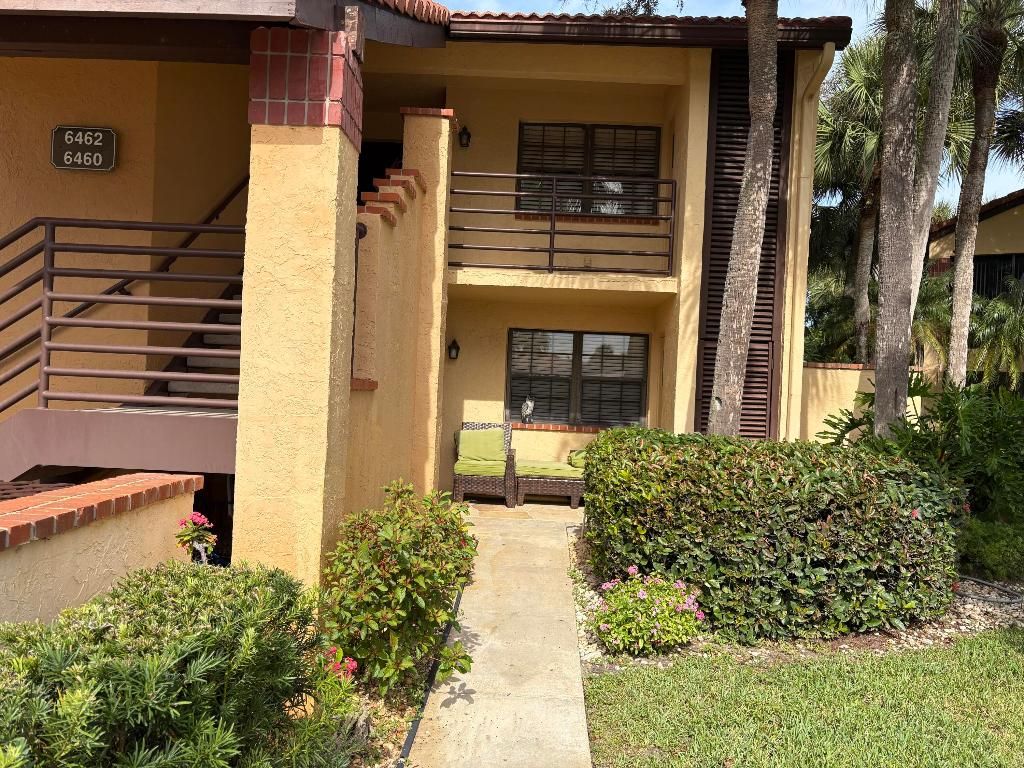 Photo of 6460 Aspen Glen Circle #104, Boynton Beach, FL 33437 (MLS # R11147019)
