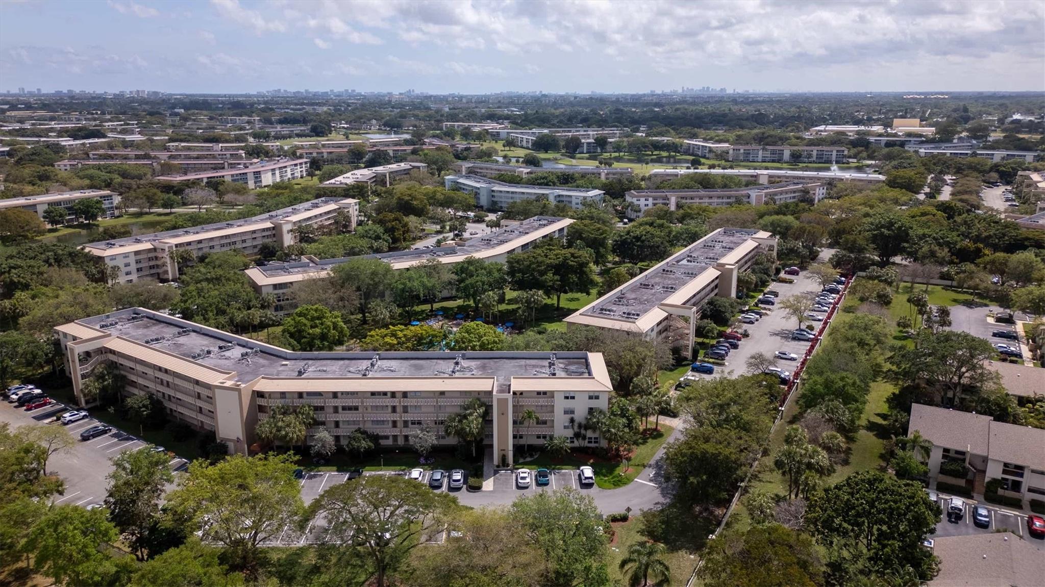 Wynmoor  Lucaya - Residential