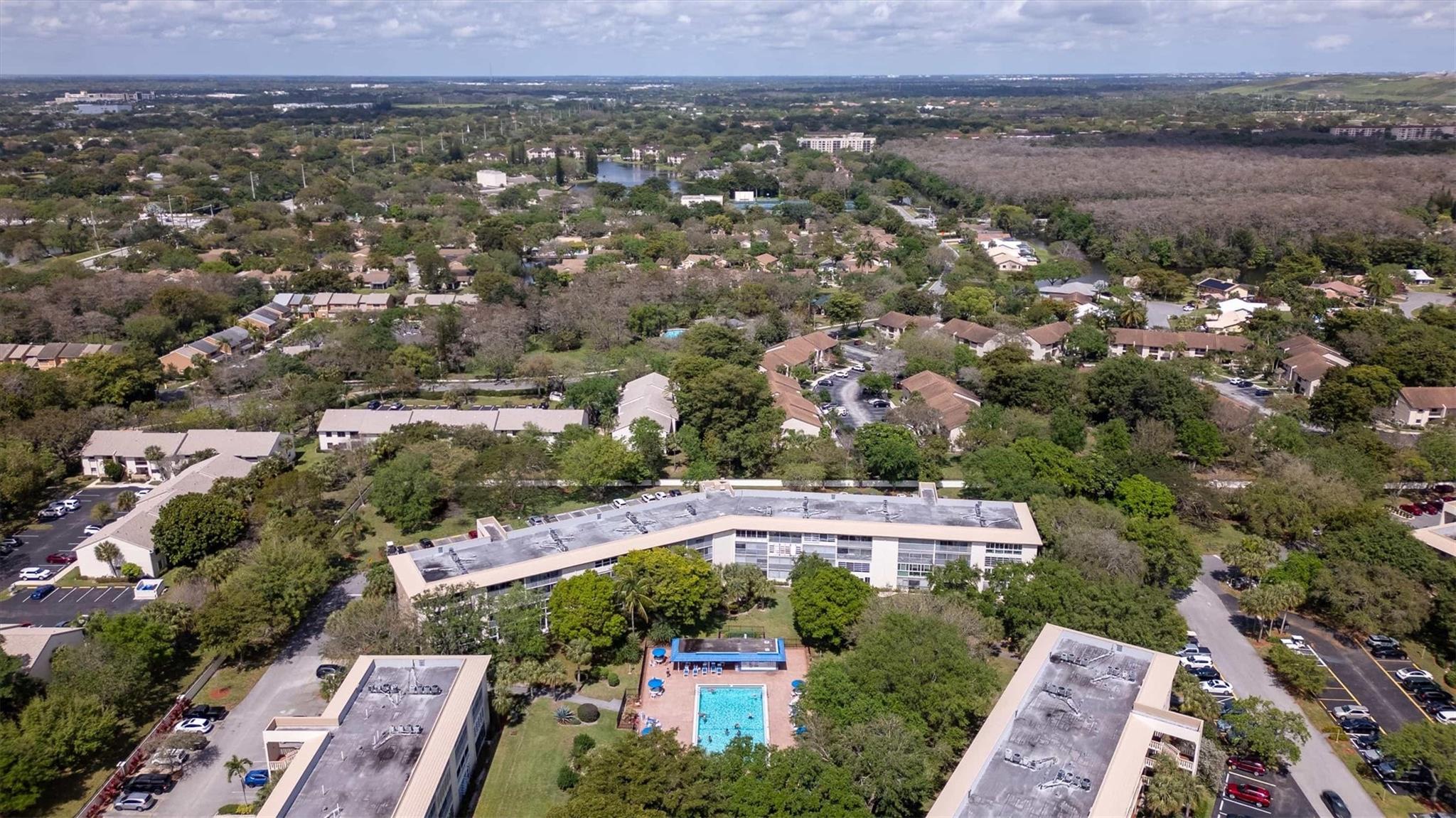 Wynmoor  Lucaya - Residential