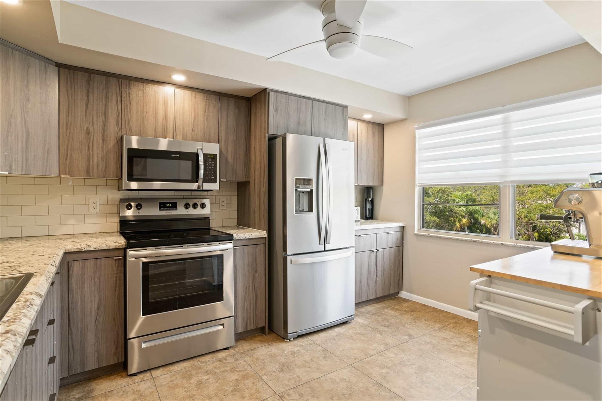 Wynmoor  Lucaya - Residential