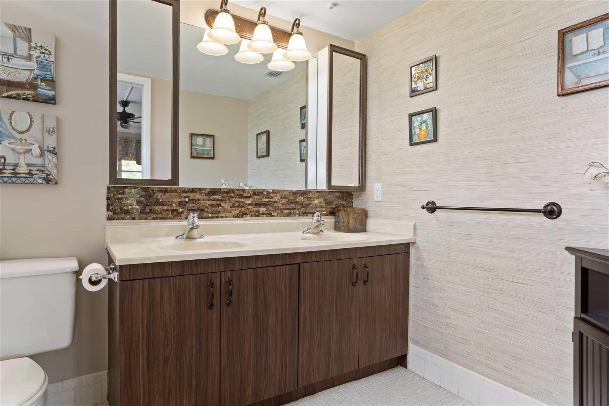 Wynmoor  Lucaya - Residential