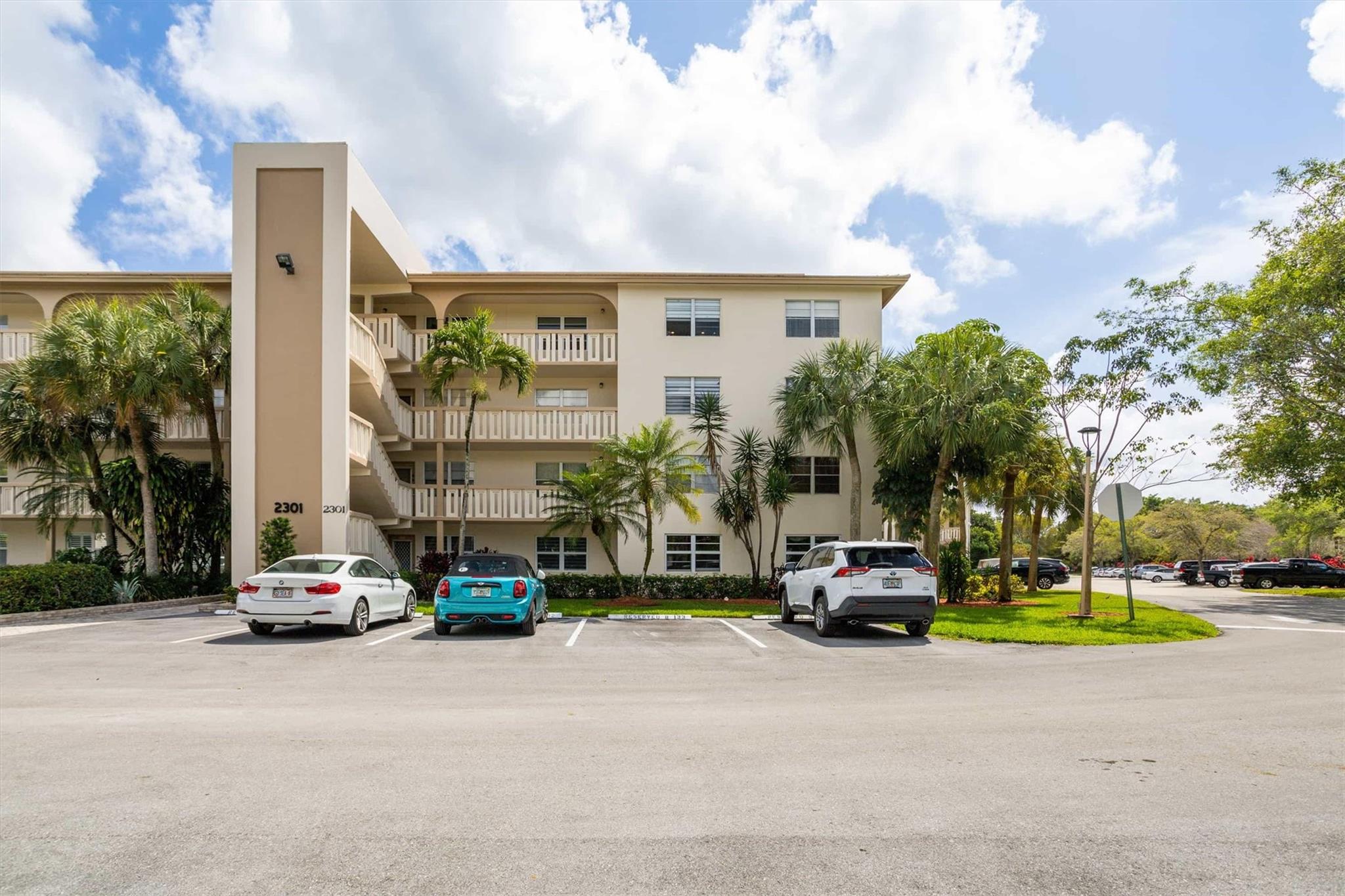 Wynmoor  Lucaya - Residential