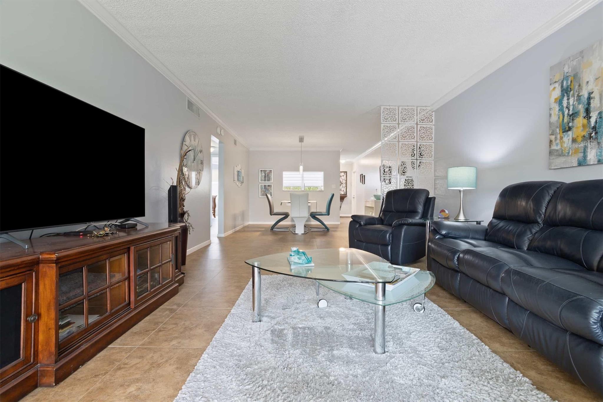 Wynmoor  Lucaya - Residential