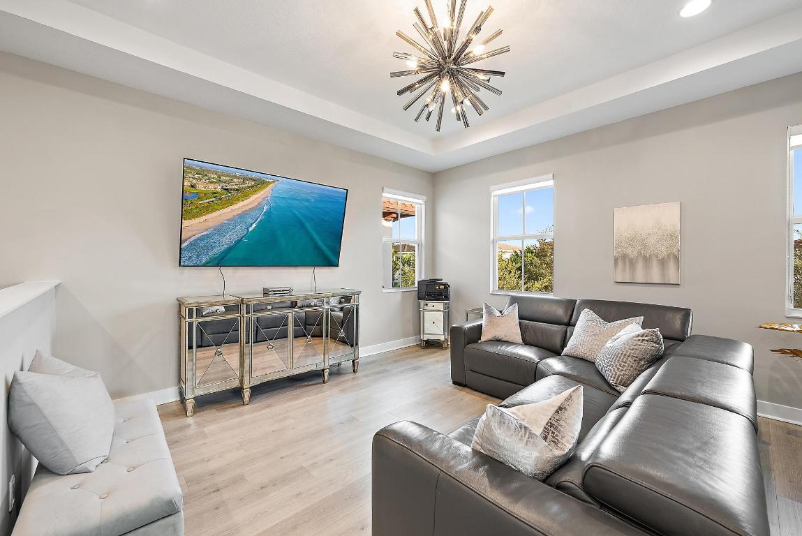 AlTON NEIGHBORHOOD 1 - Residential